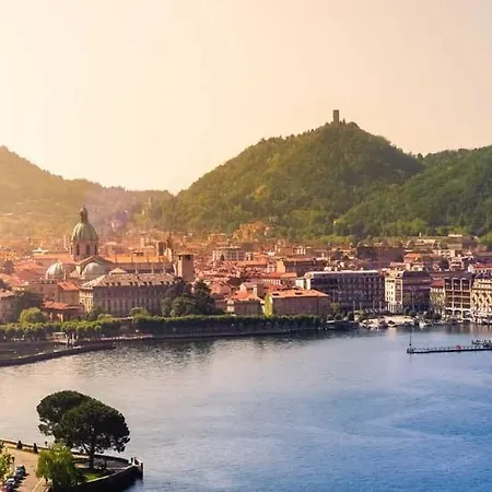 דירה The Star Loft - A Luxury Floor קומו