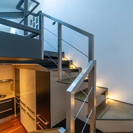 The Star Loft - A Luxury Floor Como
