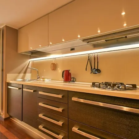 The Star Loft - A Luxury Floor Como