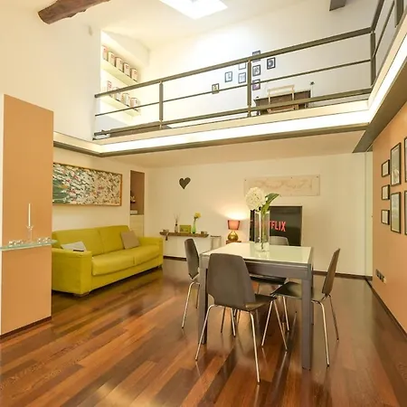The Star Loft - A Luxury Floor Apartment *